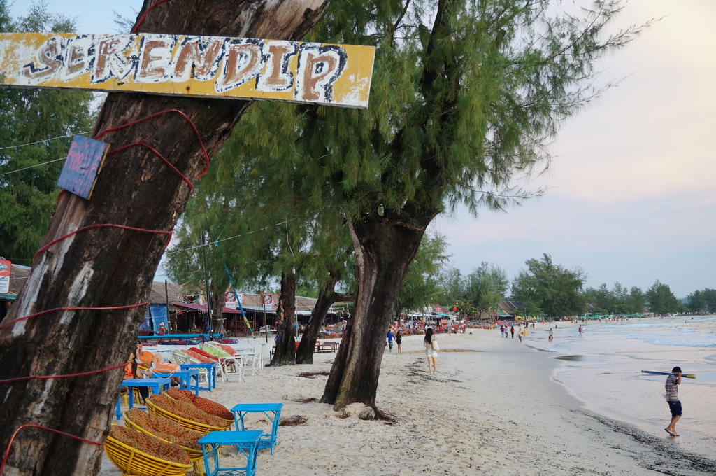Serendipity Beach Resort 시아누크빌 외부 사진